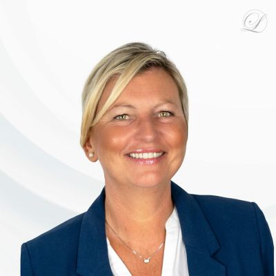 BASE-PORTRAIT-CDL-23.8.jpg
